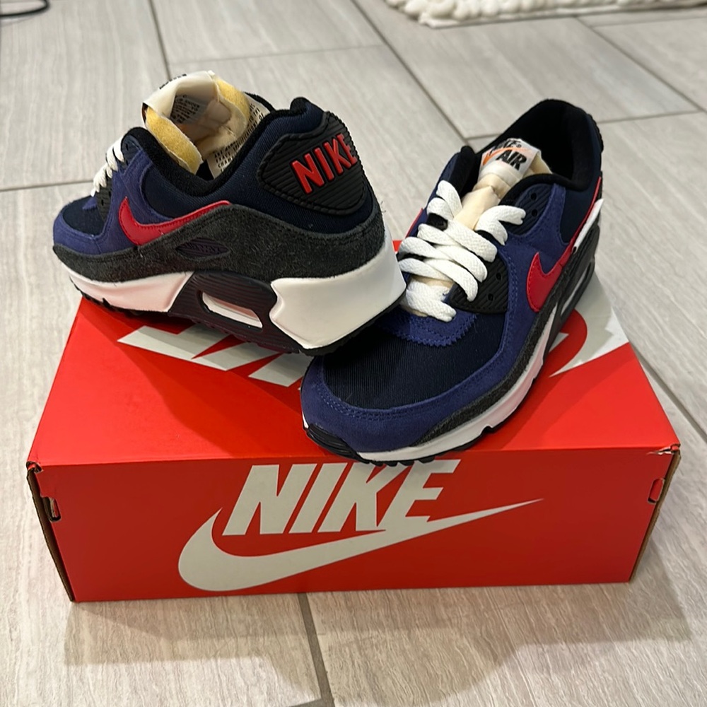 COPY - Nike Air Max 90 SE AMRC "Running Club"